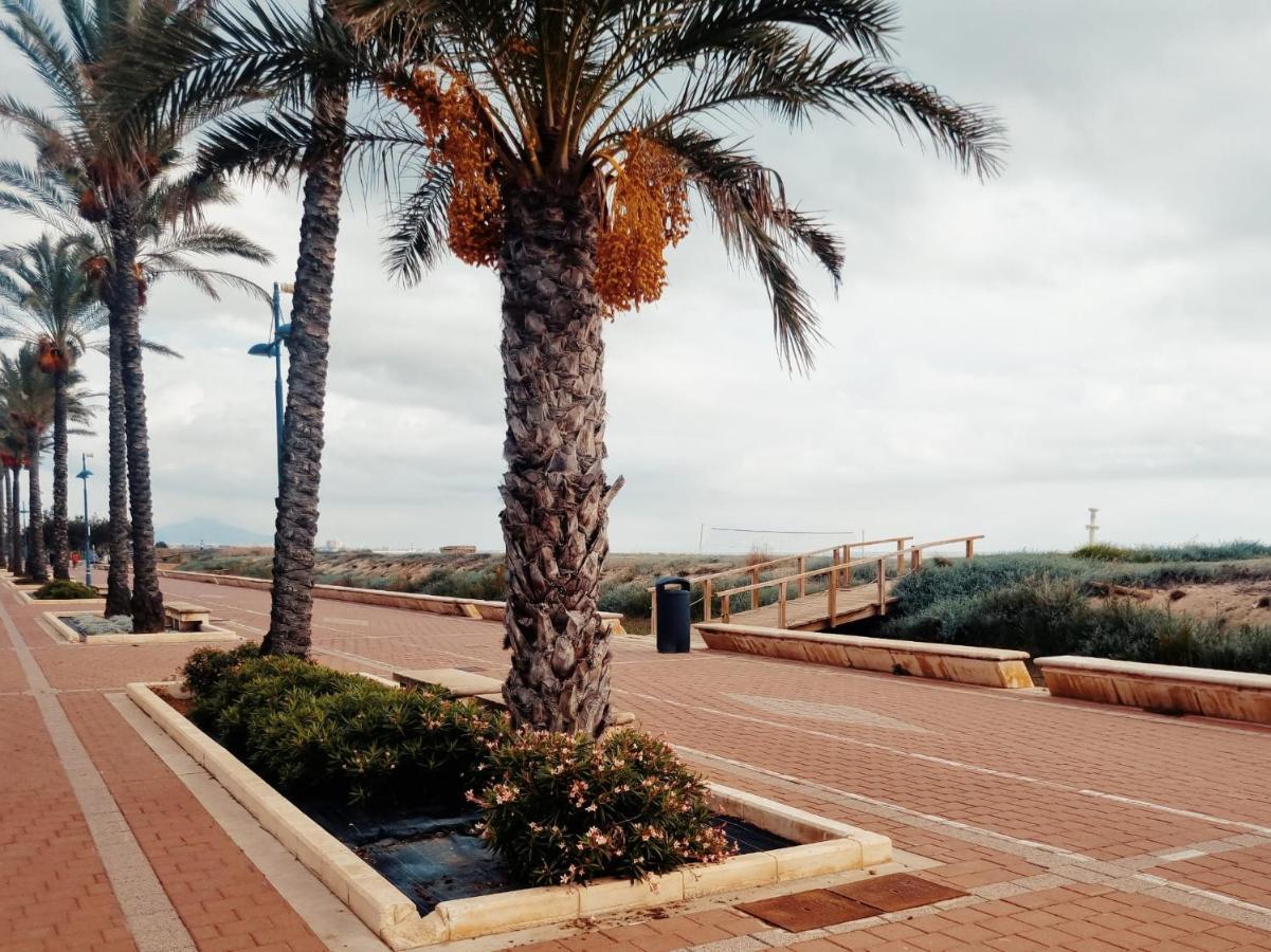 The Beach Across The Street Peñíscola 외부 사진